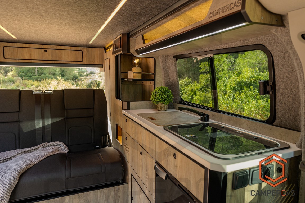 Ford Transit Custom - V710