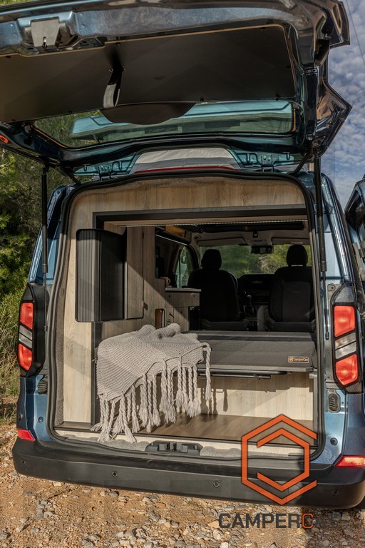 Ford Transit Custom - V710