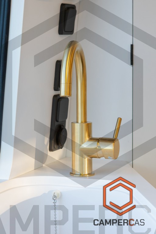 MAN TGE 4x4 - ADRENALINE 600