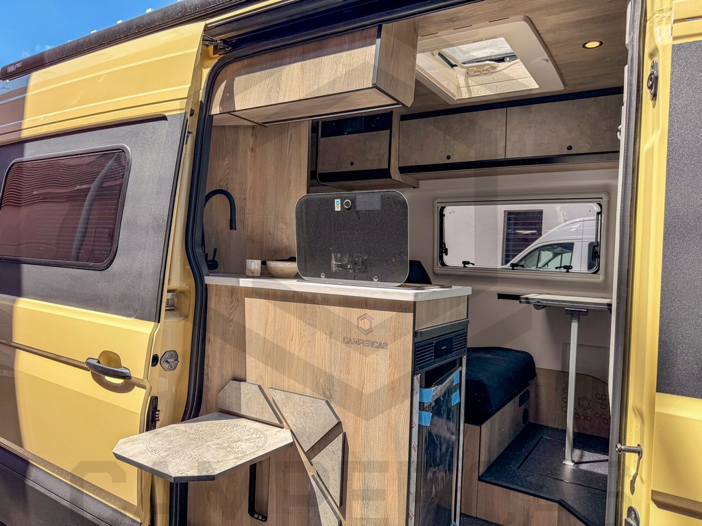 CRAFTER 4x2 - ADRENALINE